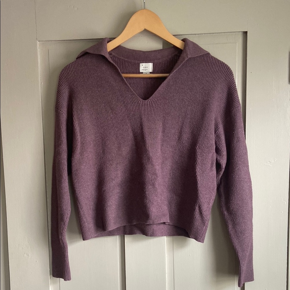 A New Day Purple V-Neck Sweater Knit Long Sleeve